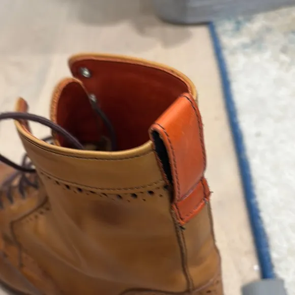 Allen Edmonds Tan Wingtip Brogue Boots