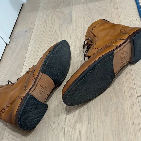 Allen Edmonds Tan Wingtip Brogue Boots