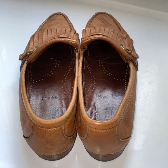 Allen Edmonds Woodville tan slip on loafers with fringe &amp; buckle