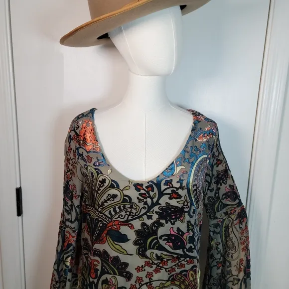 Altar'd State Paisley Elegant Green Bell Sleeve Velvet Dress Size Medium