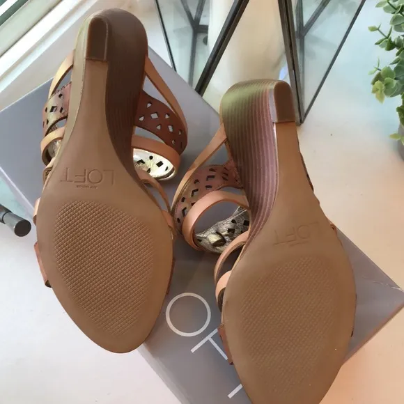 ANN TAYLOR LOFT Leather Sandals