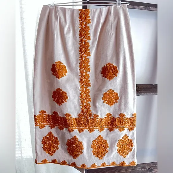 Anthropologie Verona embroidered pencil skirt