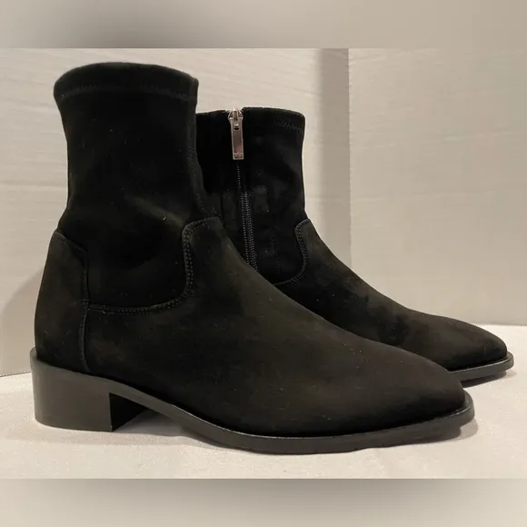 AQUATALIA Fallen Stretch Suede Black Zip Up Ankle Boots Women’s Size 7