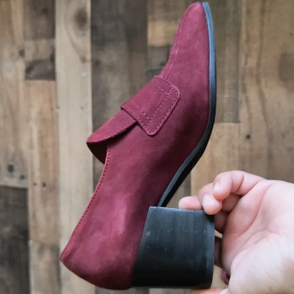 Aquatalia Made In Italy Carmeline   Maroon Heeled Suede Leather Loafers Sz 7 Wom