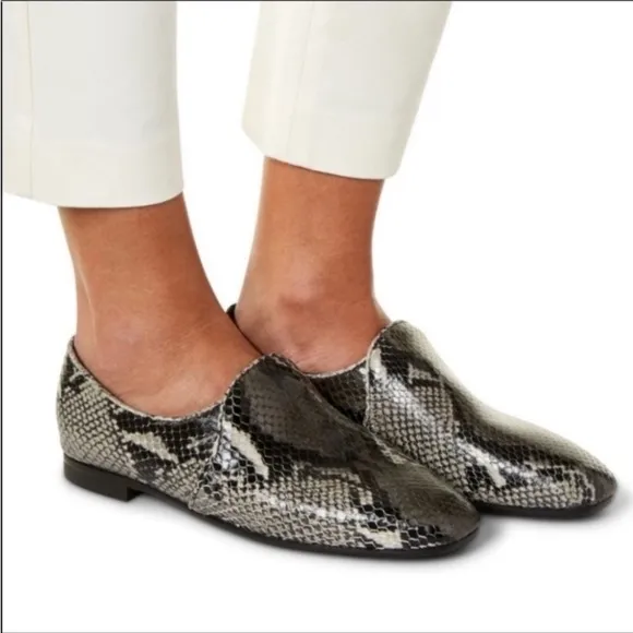 Aquatalia Revy Tan Black Sanke Embossed Slip On Loafers Flats SZ 5.5