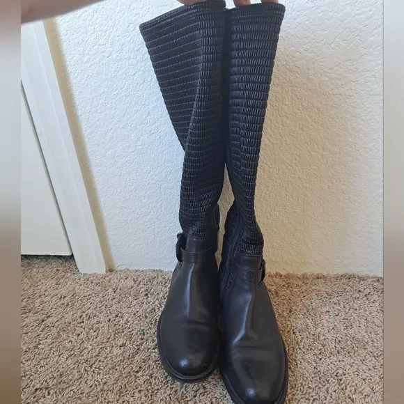 Aquatalia Womans Italian Leather Tall Riding Boots Size 7