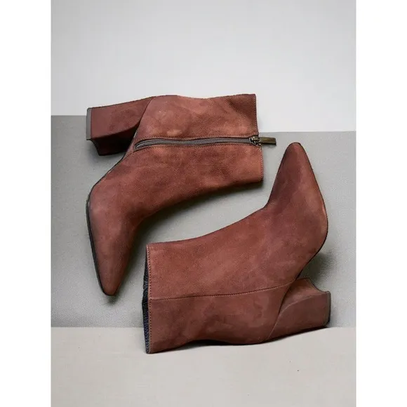Aquatalia Women's Palomina Casual Boot Size 5.5M