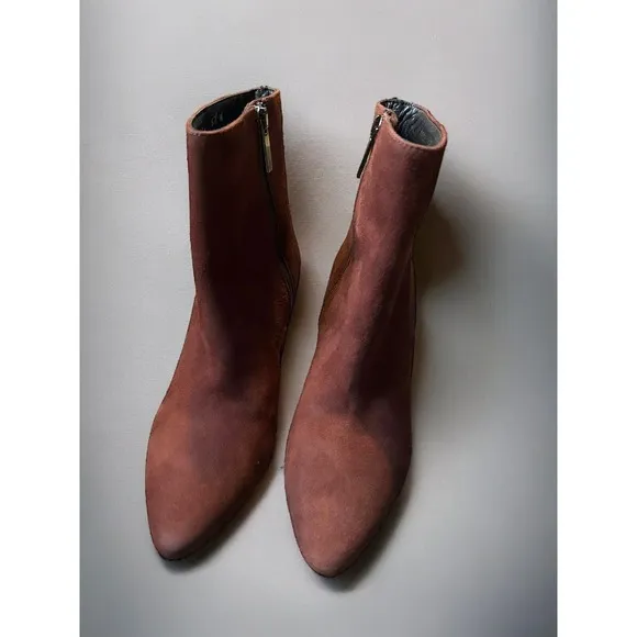 Aquatalia Women's Palomina Casual Boot Size 5.5M
