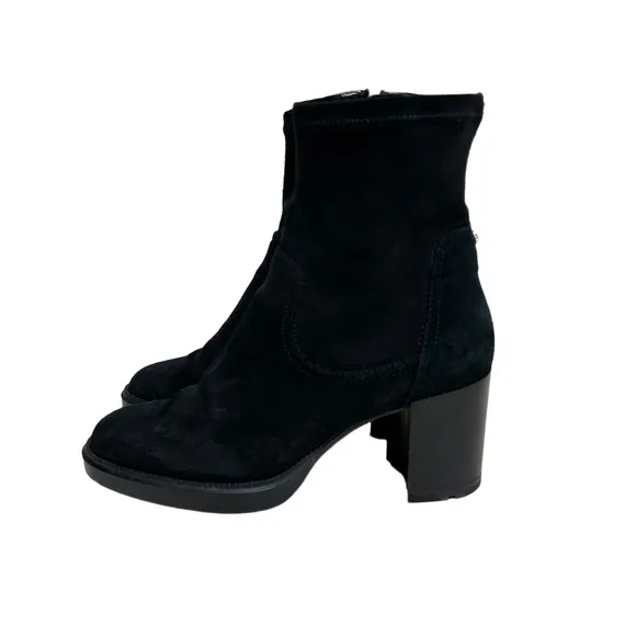 Aquatalia Women's US 9 Idalia Stretch Suede Boots in Black Made in Italy