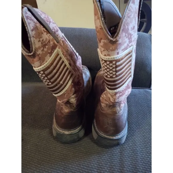 ARIAT 10019959 Patriot USA Flag Western Boots Men's 10.5 EE Desert Camo Steeltoe