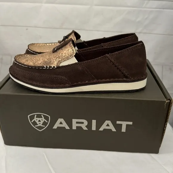 Ariat 6.5B Cruiser Loafers in Azteca Suede Metallic Copper Floral Slip-On Shoe