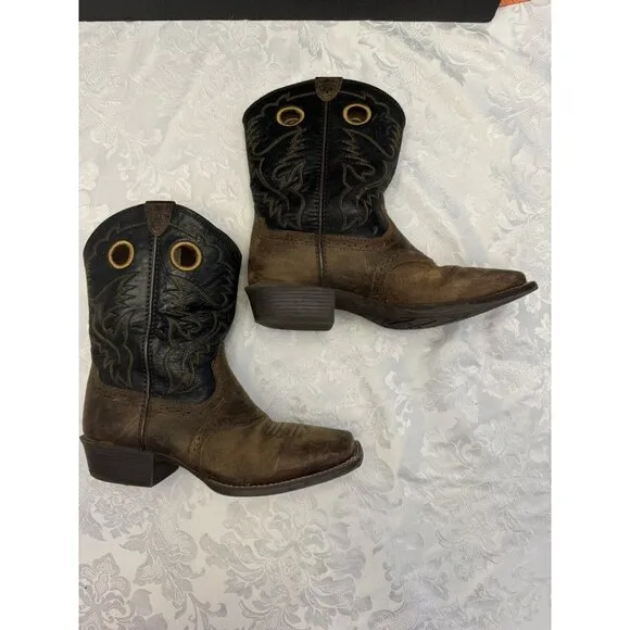 Ariat Kids‎ Size 5.5 Heritage Rough stock Western Boot Square Toe Leather Riding