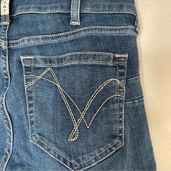 ARIAT REAL Perfect Rise Abby Straight Jean Women's | Size 28S | Mackenzie Blue