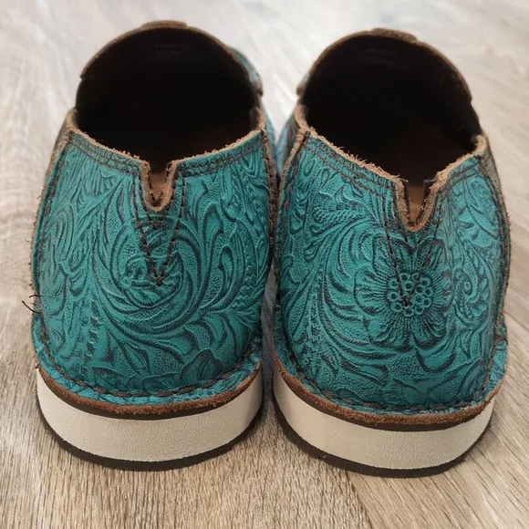 Ariat Turquoise Embossed Slip-On Loafers Women's size 11 B