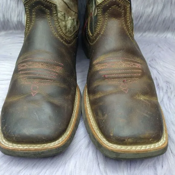 Ariat Unbridled Square Toe Western Boots Camo W/ Pink Accents Size 7 B 10012828