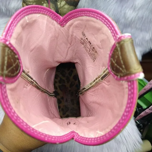 Ariat Unbridled Square Toe Western Boots Camo W/ Pink Accents Size 7 B 10012828