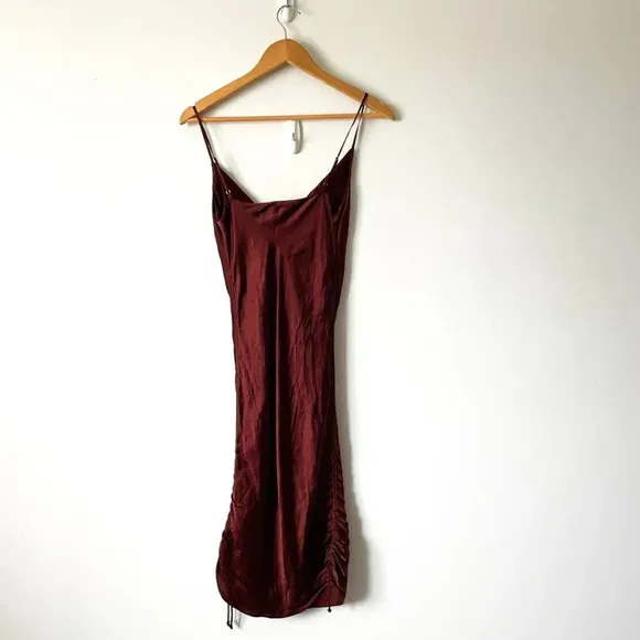 Aritzia Wilfred Only Ruched Slip Satin Dress Burgundy Maroon Size XS