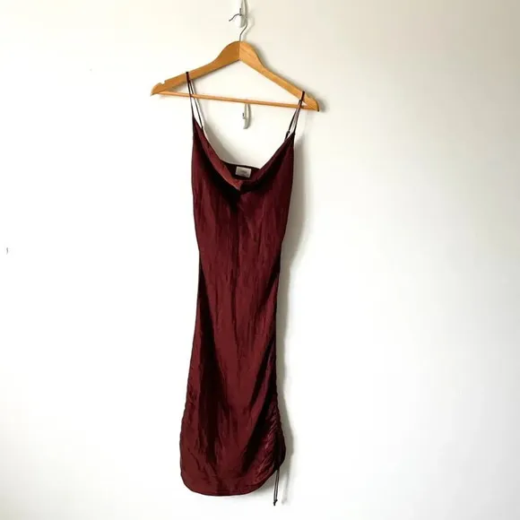 Aritzia Wilfred Only Ruched Slip Satin Dress Burgundy Maroon Size XS