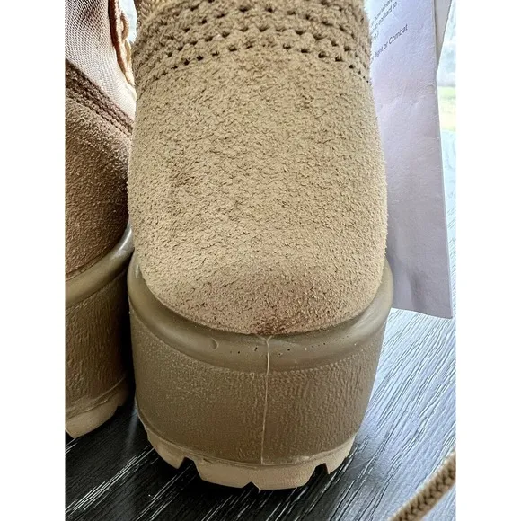 Army Desert Tan Hot Weather Combat Boots 4.5R Rocky Vibram Sole 8430-01-598-4961