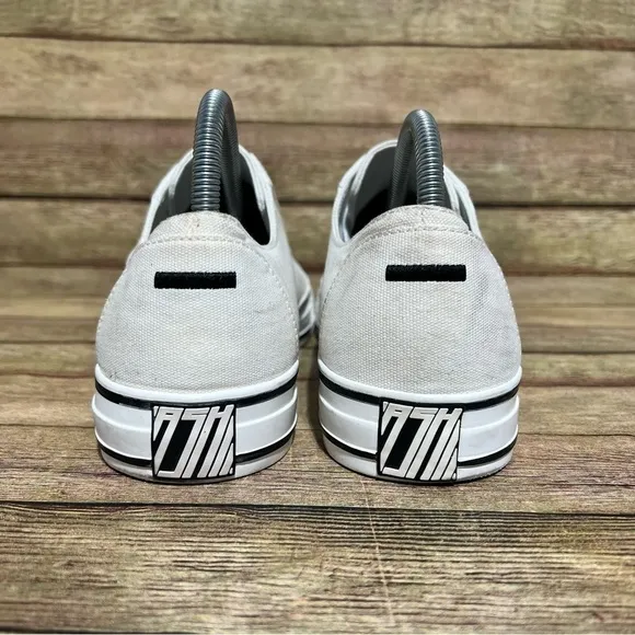 Ash White Canvas Volts Low Sneakers
