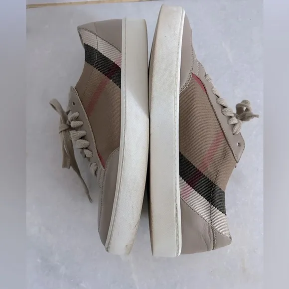 Authentic Burberry Salmond Vintage Nova Check Print Leather Sneakers W EU 38.5