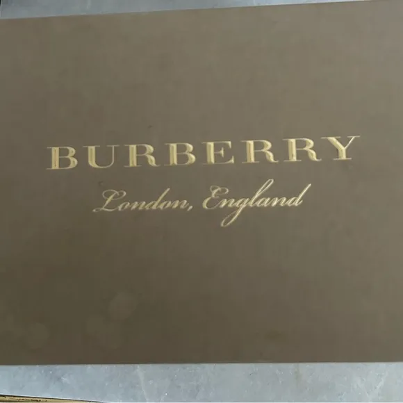 Authentic Burberry Salmond Vintage Nova Check Print Leather Sneakers W EU 38.5