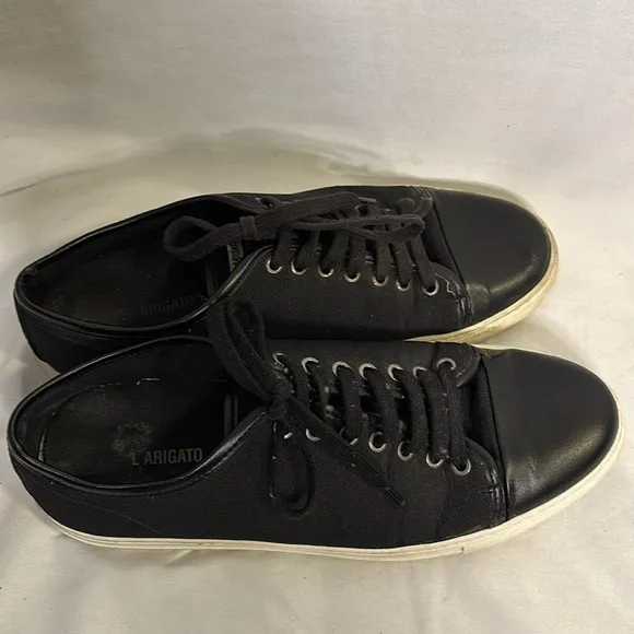 Axel Arigato Toe Low Top Sneakers Size 11 Black  Canvas and Leather