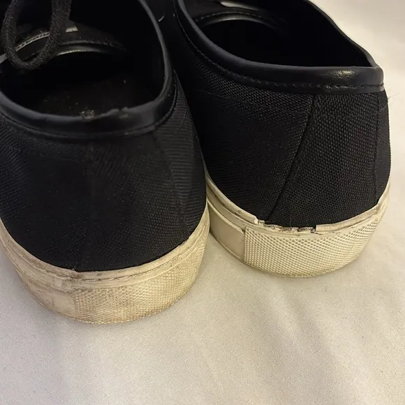 Axel Arigato Toe Low Top Sneakers Size 11 Black  Canvas and Leather