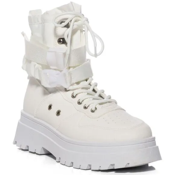 AZALEA WANG Peachy White High Top Sneakers 6-10 NWT