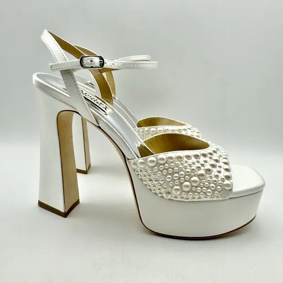 Badgley Mischka Womens Bryleigh Platform Sandals US 7 EU 37.5 White Satin EUC