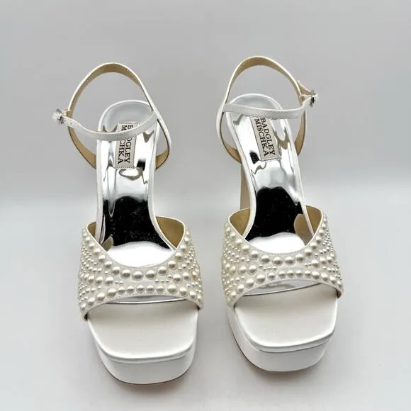 Badgley Mischka Womens Bryleigh Platform Sandals US 7 EU 37.5 White Satin EUC