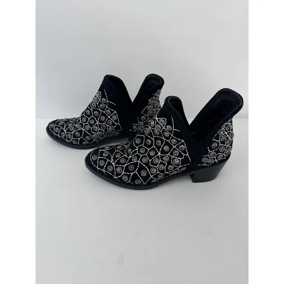 Bala Di Gala Black Leather Studded Booties Boots Women’s Size 7 Mexico Punk