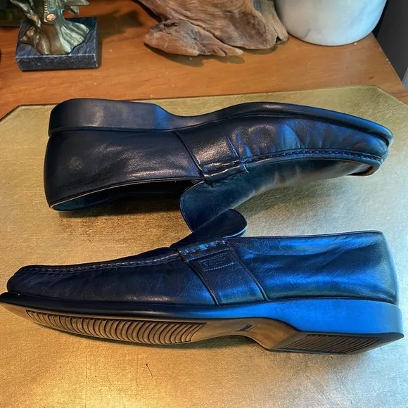 Bally “Arcon” Slip-On Black Lambskin Leather Loafers | Lightly Worn!