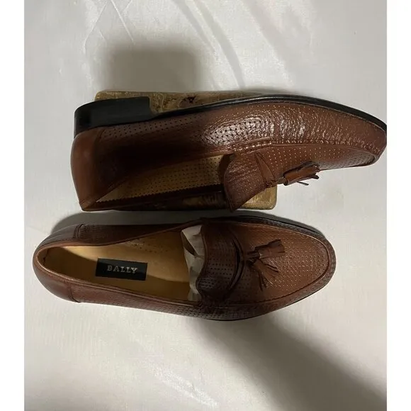 Bally Mens Brown Perforated Leather Loafers With Tassels Size 9D