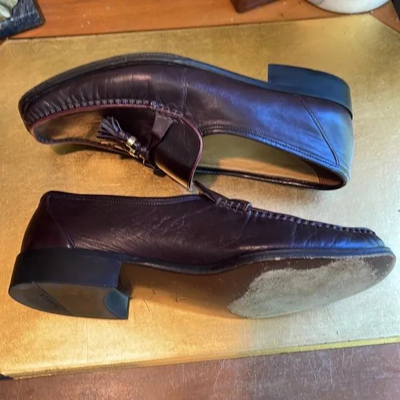 Bally Parawet Burgundy Leather Tasseled Loafers | Lightly Worn!