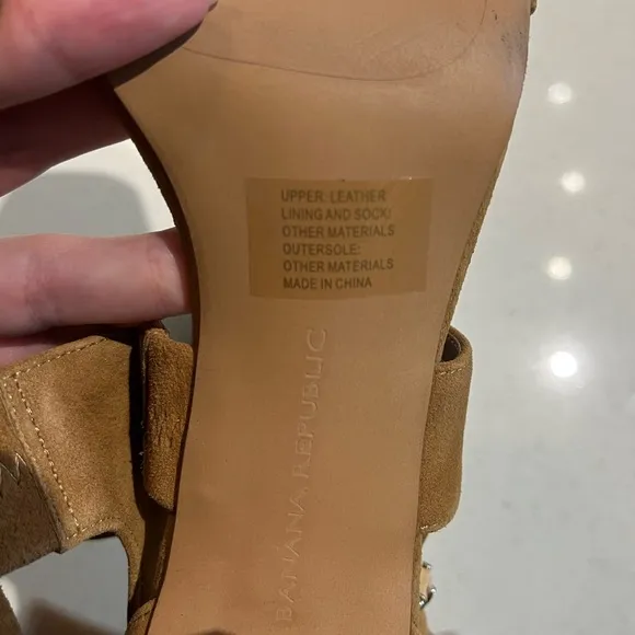 Banana Republic Blyss Block Heel Suede Sandals 3.5&quot; Women’s Size 7
