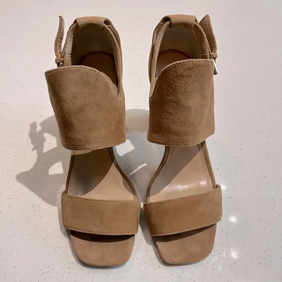 Banana Republic Blyss Block Heel Suede Sandals 3.5&quot; Women’s Size 7