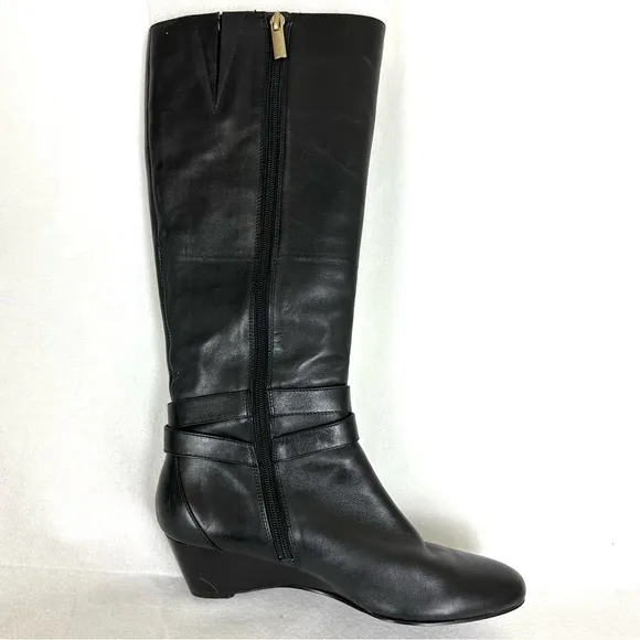 BANDOLINO Women’s Black Leather Riding Boots Wedge Heel Full Zip, Size 8