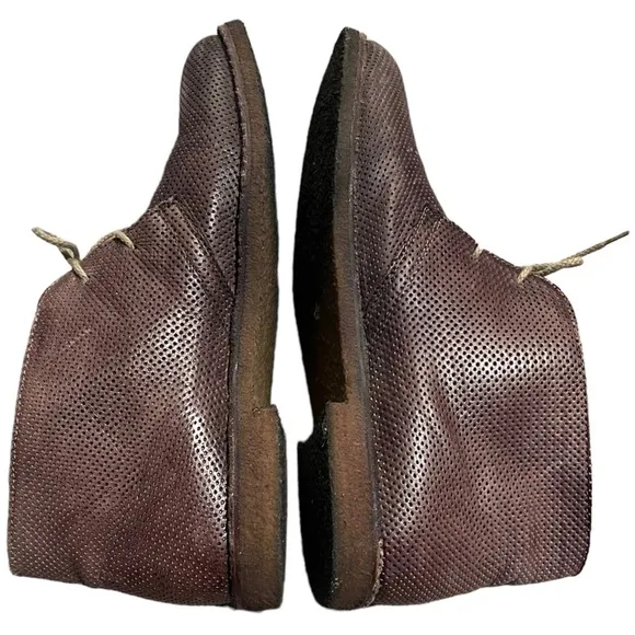 BARNEYS New York CO-OP Chukka Boots Brown Perforated Leather Rubber Sole 11.5
