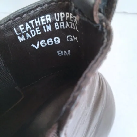 Bass Brown Leather Chelsea Boots  # V669 GK In Very Good Condition Sz 9M