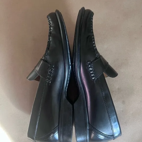 Bass Flex Genuine Leather Silver Buckle Slip On Loafers Size US 9.5 M
