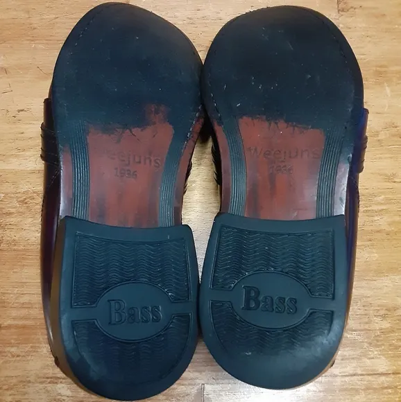 Bass Weejuns Mahogany Brown Tassel Loafers