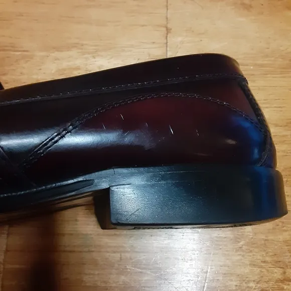 Bass Weejuns Mahogany Brown Tassel Loafers