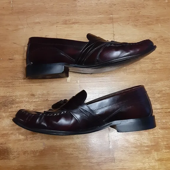 Bass Weejuns Mahogany Brown Tassel Loafers