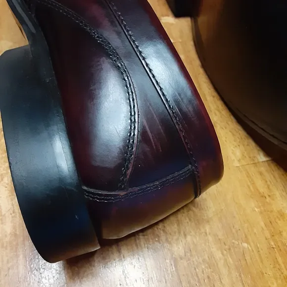 Bass Weejuns Mahogany Brown Tassel Loafers