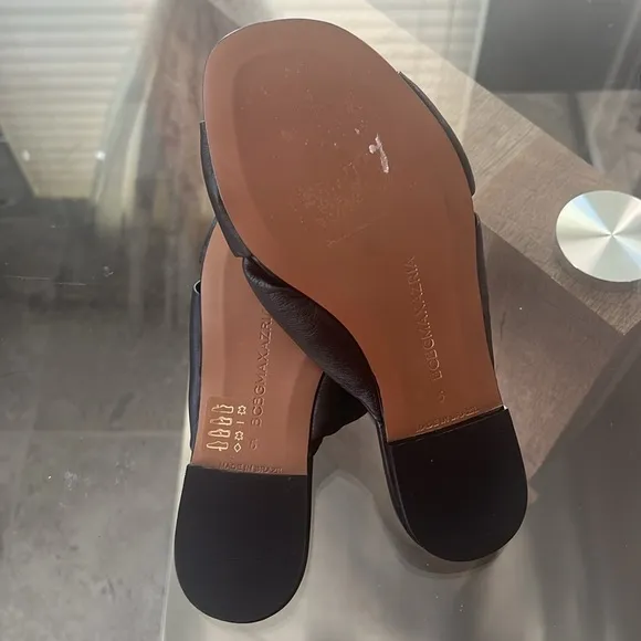 BCBGMaxazria Tinsley Slide Sandals in Black, Size 5, NEW w/o Box $149