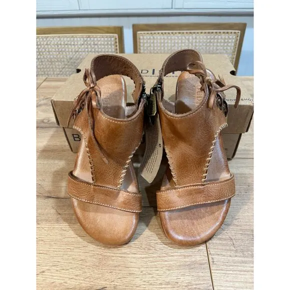 Bed I Stu Nina Flat Sandals Tan Smooth Leather Size 6.5 NIB Corset Style Lace Up