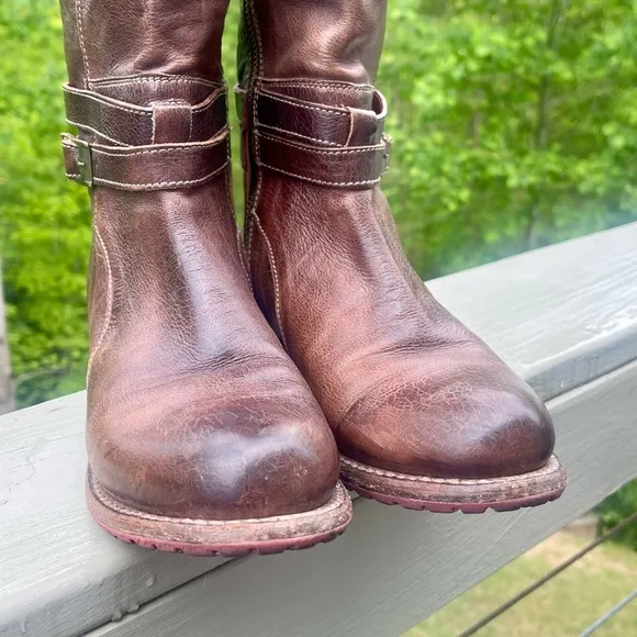 BED STU Bristol High Low Tall Leather Dark Brown Riding Boots Buckled Size 8