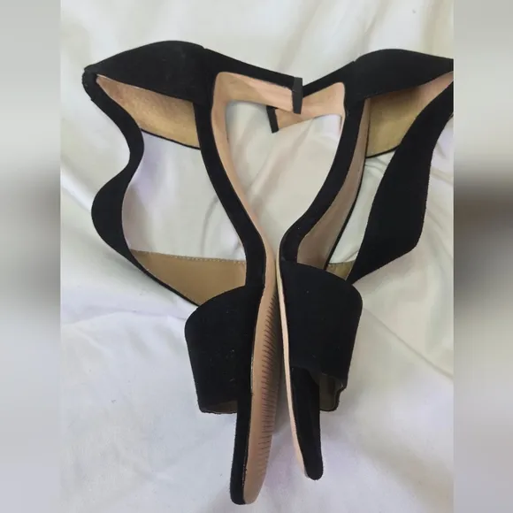 Bernardo Camille Black Strappy Suede Heeled Sandals Womens Size 9