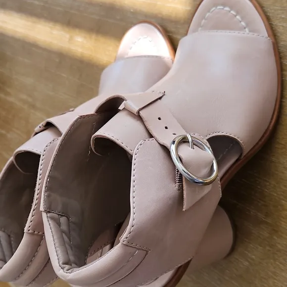 BERNARDO HAZEL SHOOTIES